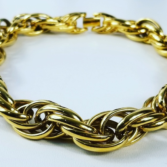 Meet your Posher, Melissa - Picture 1 of 1